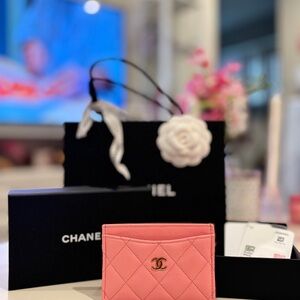 Chanel Pink Caviar Card Holder Gold hardware
